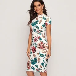 Shop Princesse Fleurie Robe Fleurie Courte Moulante