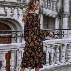 Hot Princesse Fleurie Robe Noire Fleurie Manches Longues